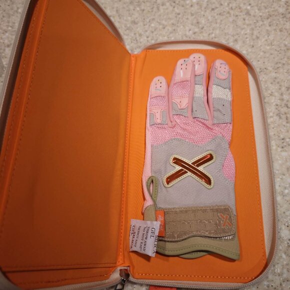 Absolutely Ridiculous Strawberry Batting Gloves Size M pair (Brand New) - Picture 2 of 2